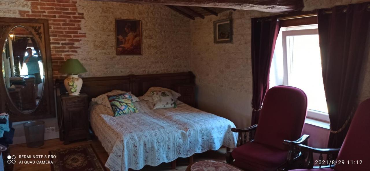 Chez Marek Et Urszula Bed & Breakfast Le Langon Dış mekan fotoğraf